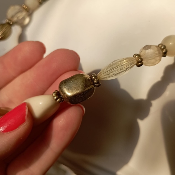 Off White and Brass Necklace - Picture 13 of 17